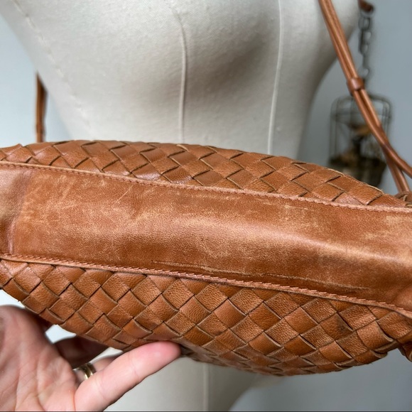 Italian Woven Leather Crossbody Bag - Picture 5 of 9